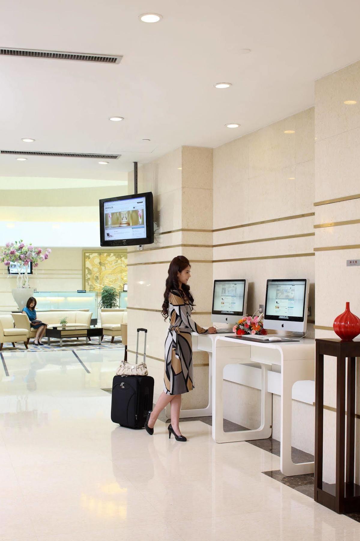 Ariva Beijing West Hotel Zewnętrze zdjęcie